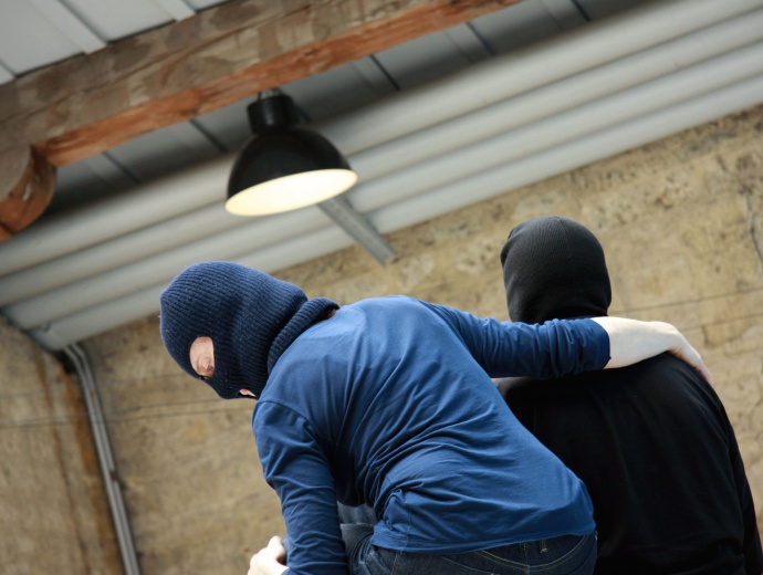 ...et nos yeux devenaient très lumineux / 2011