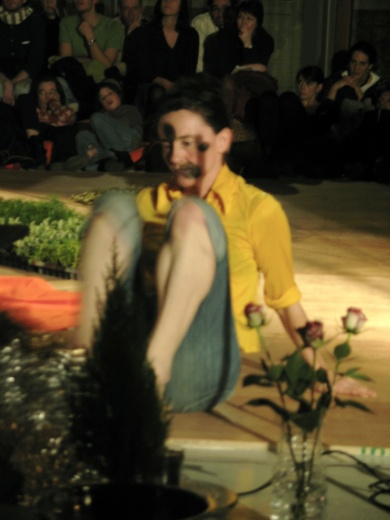 Mushi kiki performances