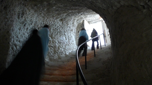 Une plage / château de La Roche-Guyon