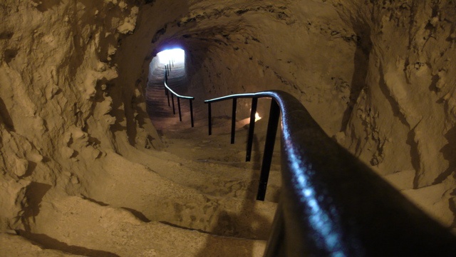 Une plage / château de La Roche-Guyon