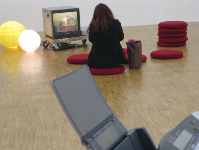 Circles of moving, speaking and writing...